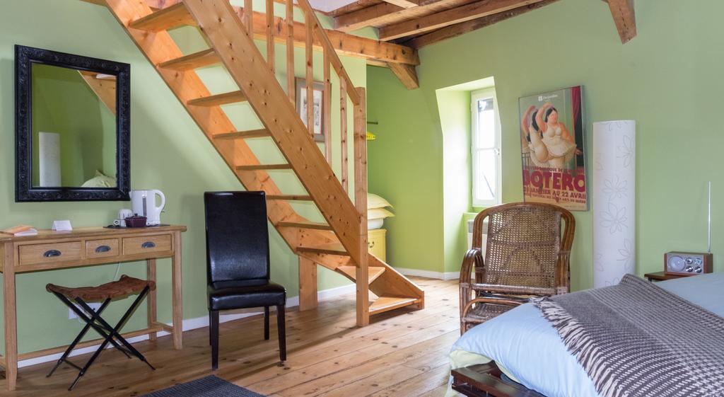 Bed and Breakfast Les Petites Vosges Bagnères-de-Bigorre Zimmer foto